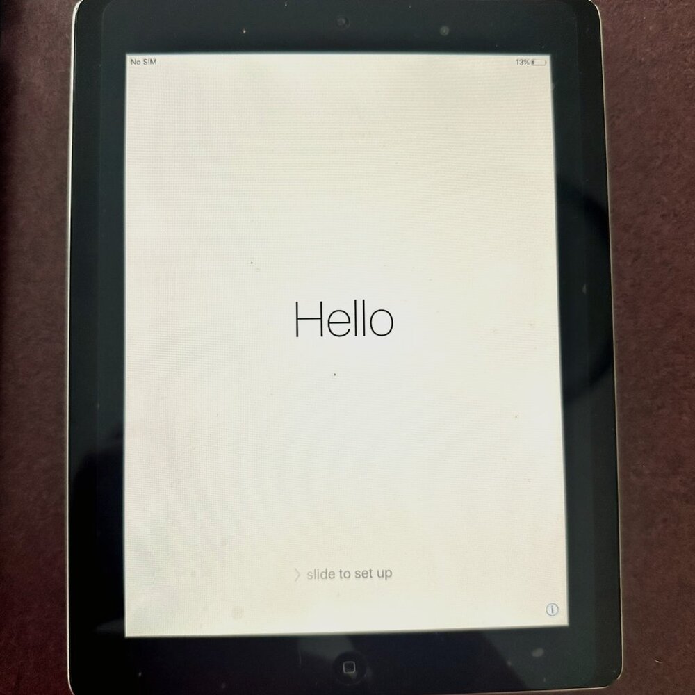 Apple iPad 3rd Generation WiFi + Cellular 32GB Space Grey Fully Unlocked